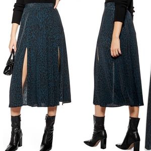 TOPSHOP Box Pleat Midi Skirt